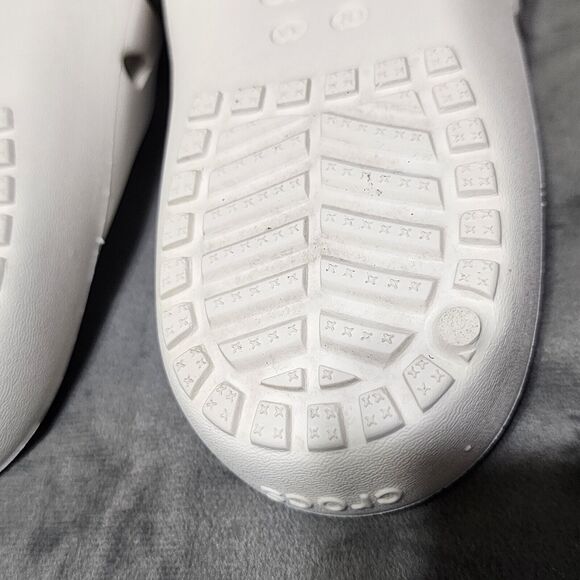 crocs women flip flops Size 10w - Picture 11 of 13